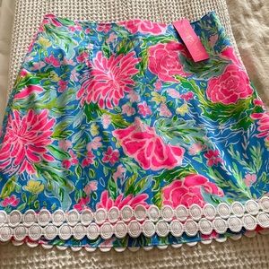 Lilly Pulitzer skirt- nwt size 10 in blue bunny business print